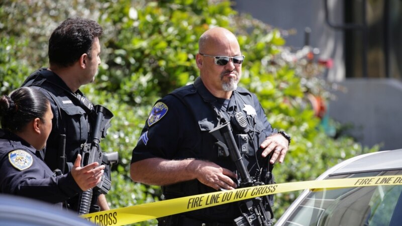 Напаѓач застрелал неколку луѓе на фестивал за храна во Калифорнија