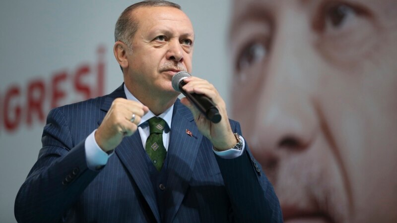 Erdogan: Smena obaveštajaca i ministra policije Kosova istorijska greška