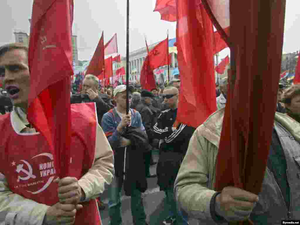 Ukraine -- Supporters of prime minister and the parliamentary coalition in Kyiv, 04Apr2007