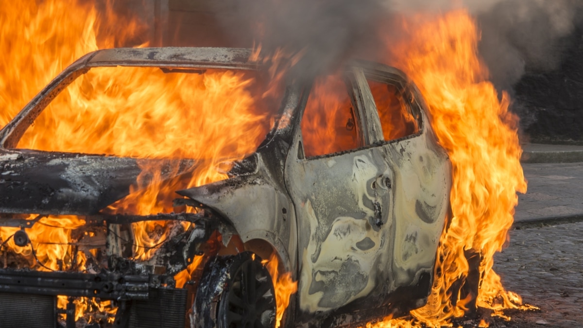 У центрі окупованого Бердянська підірвався автомобіль так званого «коменданта» міста (доповнено)