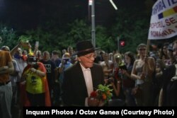 Filosoful Mihai Șora (101 de ani) la protestul din Piața Victoriei, București, 11 august 2018.