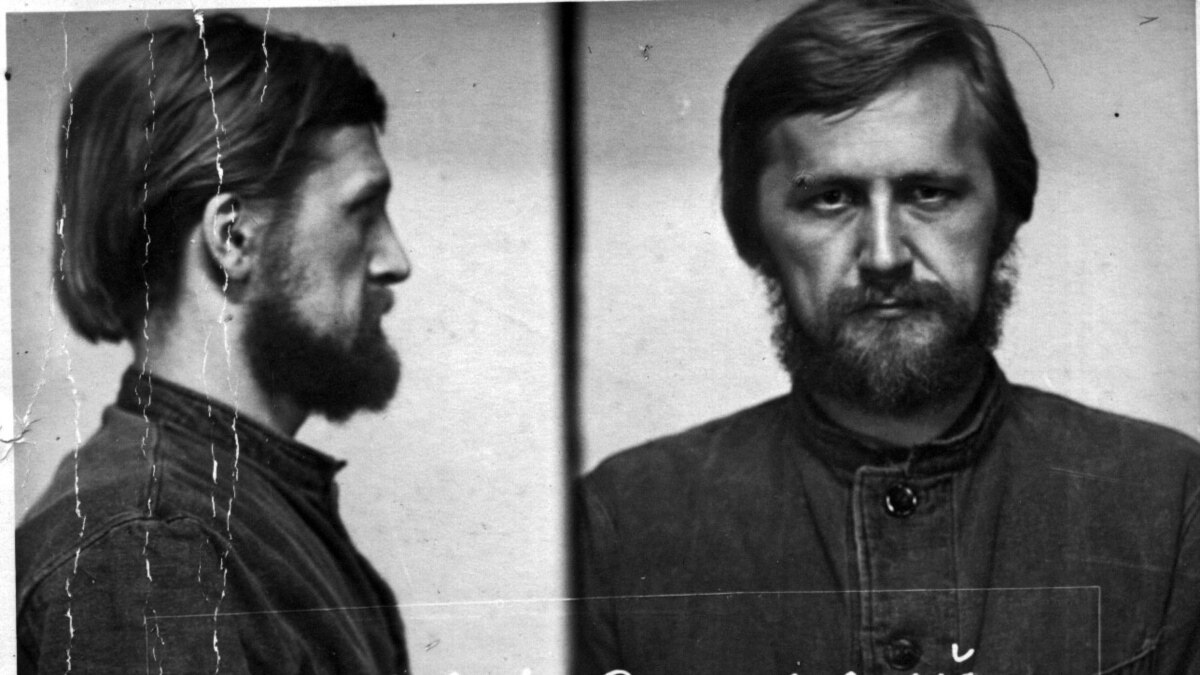 Russian Human Rights Activist Perfects The Daring Art Of Involvement