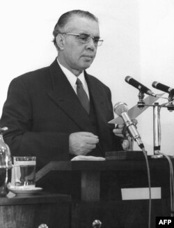 Enver Hoxha, novembra 1970