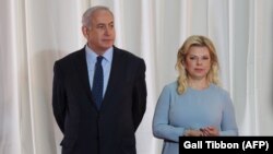 Израилдин премьер-министри Беньямин Нетаньяху жубайы Сара менен. 6-июнь, 2017-жыл. 