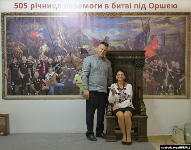 Фатаграфаваньне каля карціны