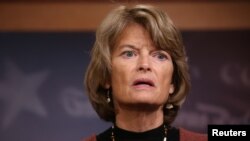 Senatorka Murkowski (na fotografiji) ukazala je na potrebu distance između Bele kuće i Senata o načinu na koji bi suđenje Trampu trebalo voditi