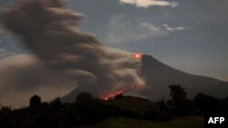 Indonezi - Mali Sinabung pas shpërthimit, 01 shkurt, 2014