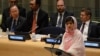 Пакистанская девочка Малала Юсафзай выступила на Молодежной ассамблее ООН в Нью-Йорке (12 июля 2013 года)