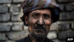 یکتن از معدنچیان ذغال سنگ در افغانستان