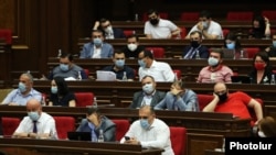  «Իմ քայլը» խմբակցության պատգամավորները Ազգային ժողովի նիստերի դահլիճում, արխիվ