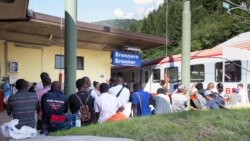 Željeznička stanica Brenner na granici između Austrije i Južnog Tirola, Italija, arhiv