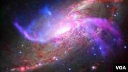 Спирал түрүндөгү NGC 4258 галактикасы