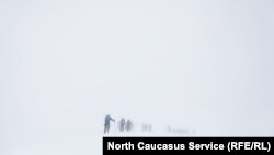 Восхождение на Эльбрус, архивное фото 