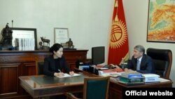 Индира Джолдубаева и Алмазбек Атамбаев. 