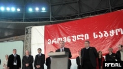 За полтора месяца до выборов Национальный совет, объединяющий шесть партий, определил кандидатуры на пост мэра и председателя городского собрания Тбилиси