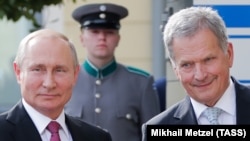 Russian President Vladimir Putin (left) and Finnish President Sauli Niinisto in Helsinki in 2019.