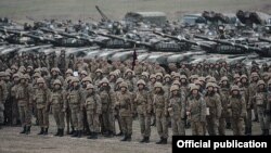 Военные учения в Нагорном Карабахе (архив)