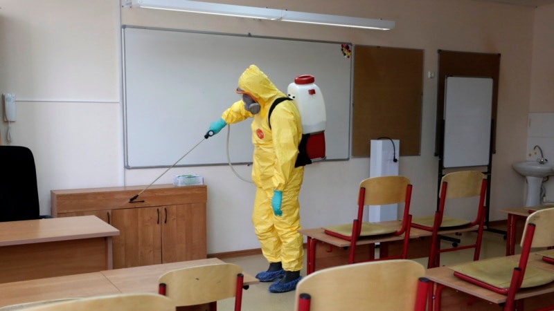 В Крыму за месяц более 100 учителей и школьников заразились COVID-19 – Роспотребнадзор