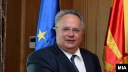 Грчкиот министер за надворешни работи Никос Коѕијас