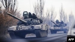 Військова техніка на Донбасі 