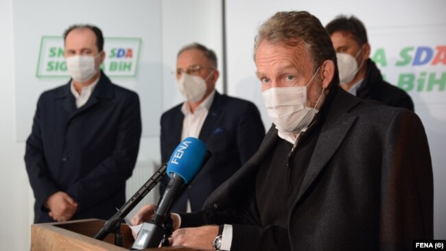 Bakir Izetbegović, lider Stranke demokratske akcije, nakon priznavanja izbornog poraza 15. novembra 2020.