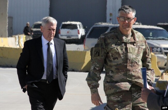 Джеймс Мэттис и генерал-лейтенант Стивен Таундсенд в Багдаде