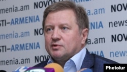 Armenia - Vladimir Lepyokhin, the director of the Moscow-based YevrAzES Institute, at a news conference in Yerevan, 8Jul2014.