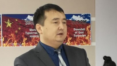 Американдық ұлының секс анасы туралы армандайды Еркектердің пискасын жалап жатқан суреттері