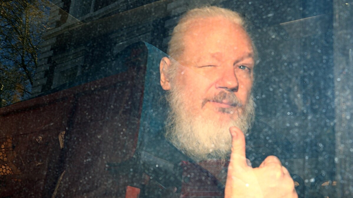 Swedish Prosecutor Dropping Assange Rape Probe