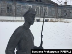 В годы Первой мировой войны на Георгиевской, 4, располагался штаб Северного фронта