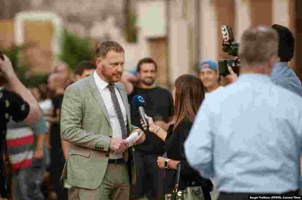 Current Time TV speaks with Deputy Foreign Minister of the Czech Republic Jakub Durr before the film.