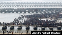 Foto nga festivali Mela Kumbh