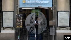 Nobelova nagrada za književnost uručena je prošle godine u Nobelovom muzeju u Štokholmu