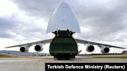 Rusiya Türkiyəyə S-400 raket kompleksləri göndərib. 12 iyul, 2019 