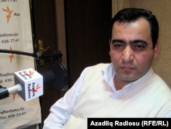 Azerbaijan -- economic expert Rovshan Agayev, Baku, 14Dec2010