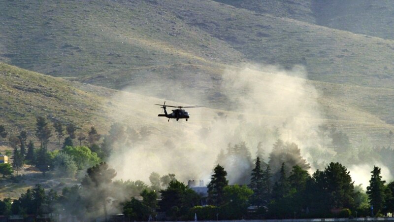 وزارت دفاع: یک هلیکوپتر بلک‌هاک در هلمند نشست اضطراری کرده است