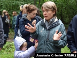 Евгения Чирикова на защите Химкинского леса. 30 августа 2010 года