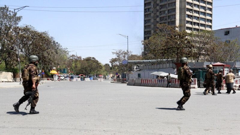 Kabulyň merkezinde Aragatnaşyk ministrligine hüjüm edilip, ýedi adam öldürildi