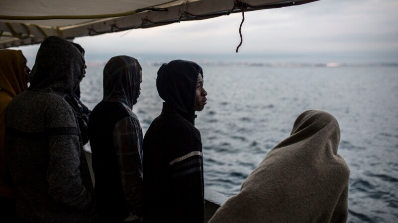 Италијанското обвинителство наложи заплена на спасувачкиот брод и евакуација на мигрантите