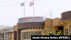 مبنى مجلس محافظة دهوك