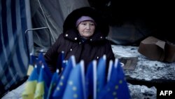 Майдан ждет решений Верховной Рады, очередное заседание которой откроется 4 февраля