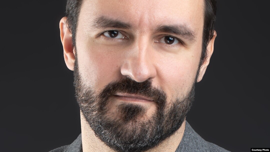Igor Drljača: Mislim da je moje djetinjstvo do neke mjere bilo prekinuto. Taj pokušaj da dođeš do nekog unutrašnjeg mira bio je da se vežeš za teme o Bosni i Hercegovini