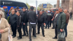 Քաղաքապետարանի, «Հայփոստ»-ի, դպրոցների աշխատակիցները՝ Փաշինյանի քարոզարշավին 