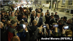Opposition leader Igor Dodon delivers statements during a protest at the Central Electoral Commission after the closing of polling stations.