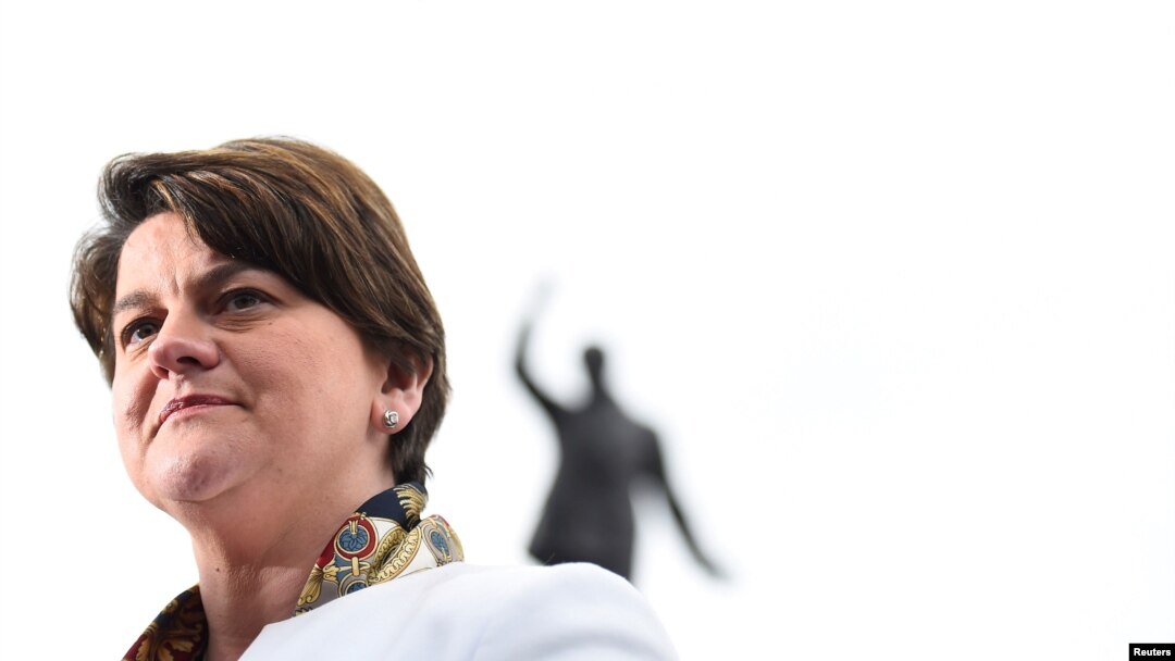 Novoimenovana premijerka Sjeverne Irske, predsjednica probritanske Partije demokratskih unionista(DEB)Arlin Foster(Arlene Foster)
