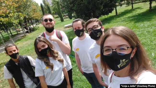 Kosovë: Psikologë vullnetarë të qendrës "Linja e Jetës"