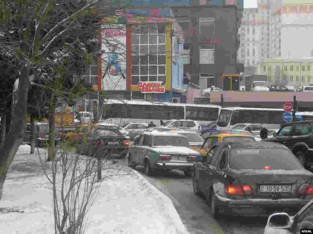 Bakının ilk qarı #13