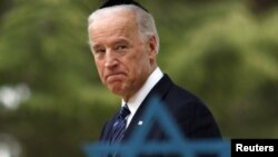 Potpredsjednik SAD Joe Biden na vojnom groblju u Jerusalimu, 9. mart 2010.