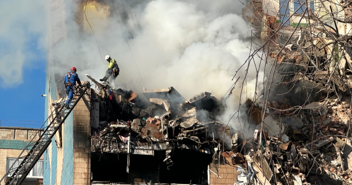 Клименко: кількість загиблих через удар Росії в Тернополі зросла до 26, пошуки тривають