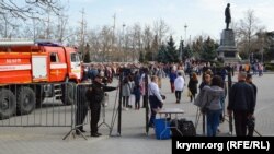 Массовое мероприятие на площади Нахимова в Севастополе, архивное фото